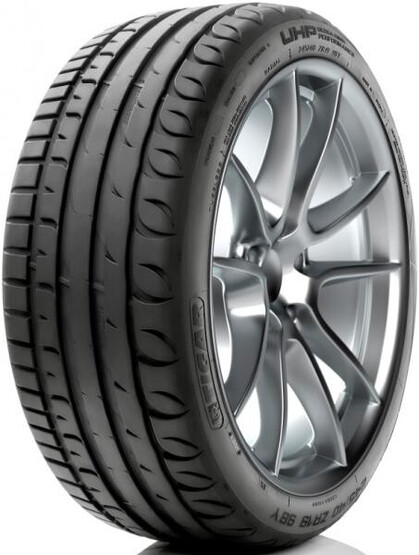 Шина Tigar Ultra High Performance 235/40R19 96Y