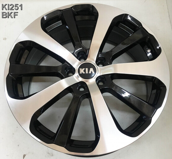 Диск Replay Ki251 19x7.5 5x114.3 ET49.5 DIA67.1 BKF